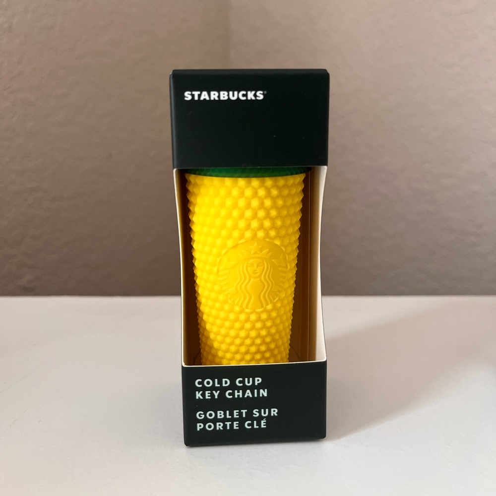 Starbucks Pineapple Keychain 🍍Hawaii exclusive pineapple studded tumbler key